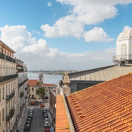 Chiado Charm Sunny 1br With Views With Ac Appartamento